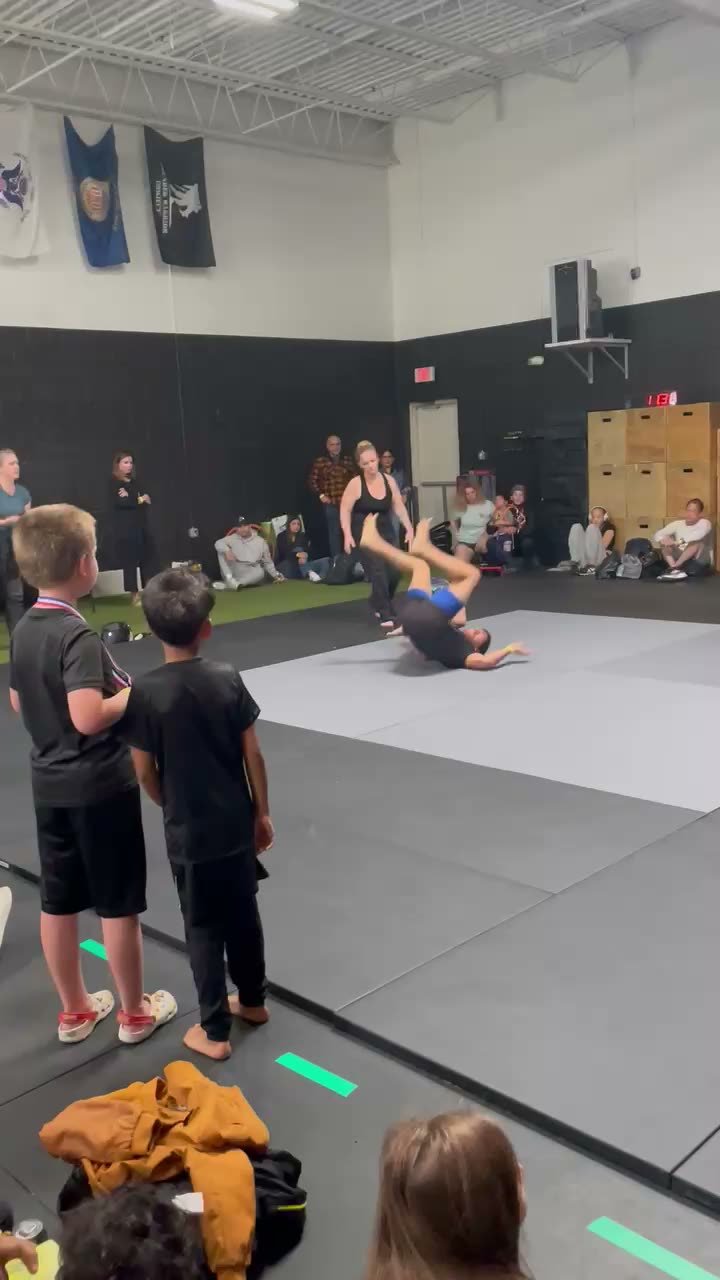 Superfight action on the Chama Fights 1 mats
